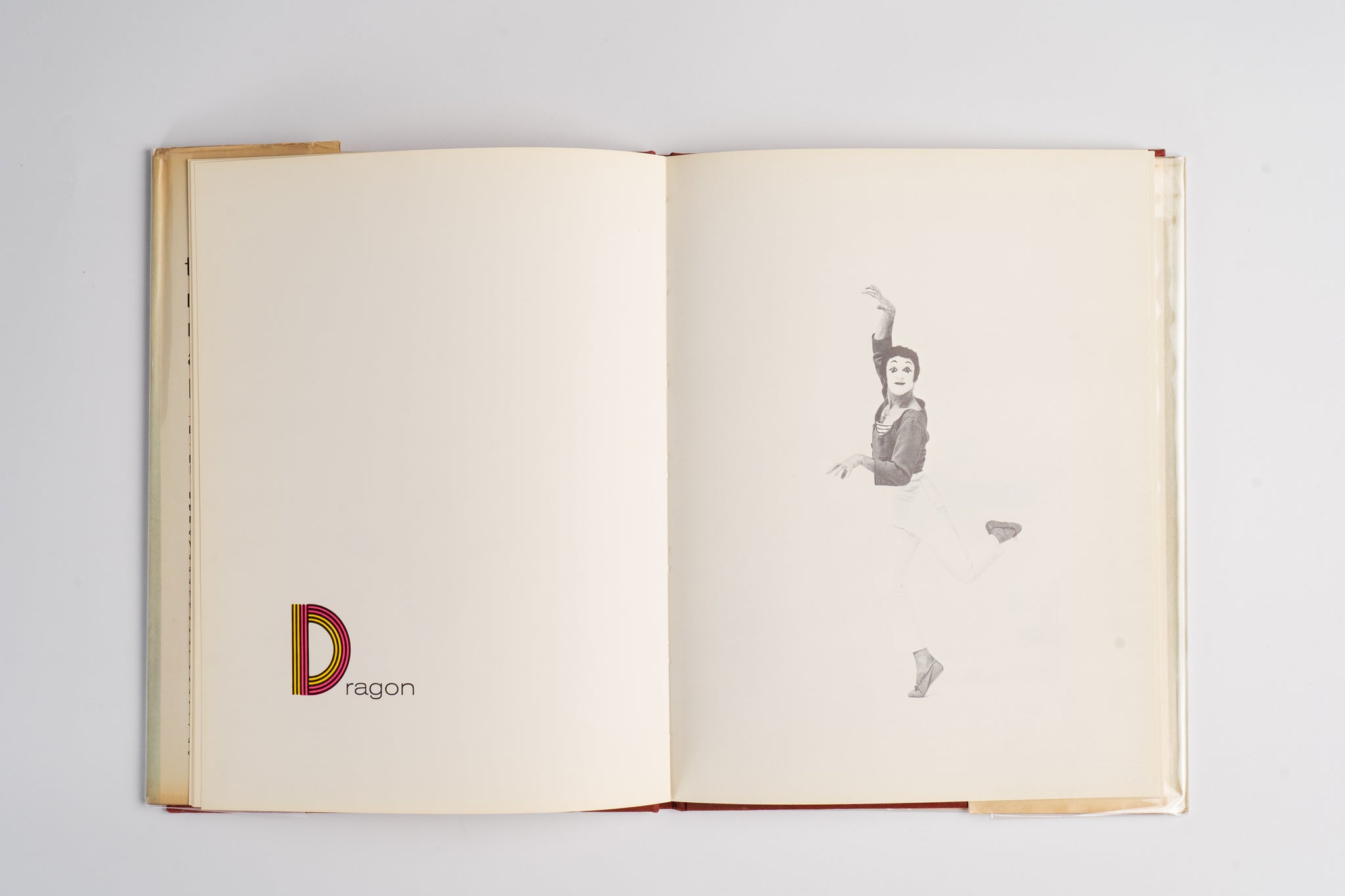 The Marcel Marceau Alphabet Book（中譯：馬歇・馬叟字母書）